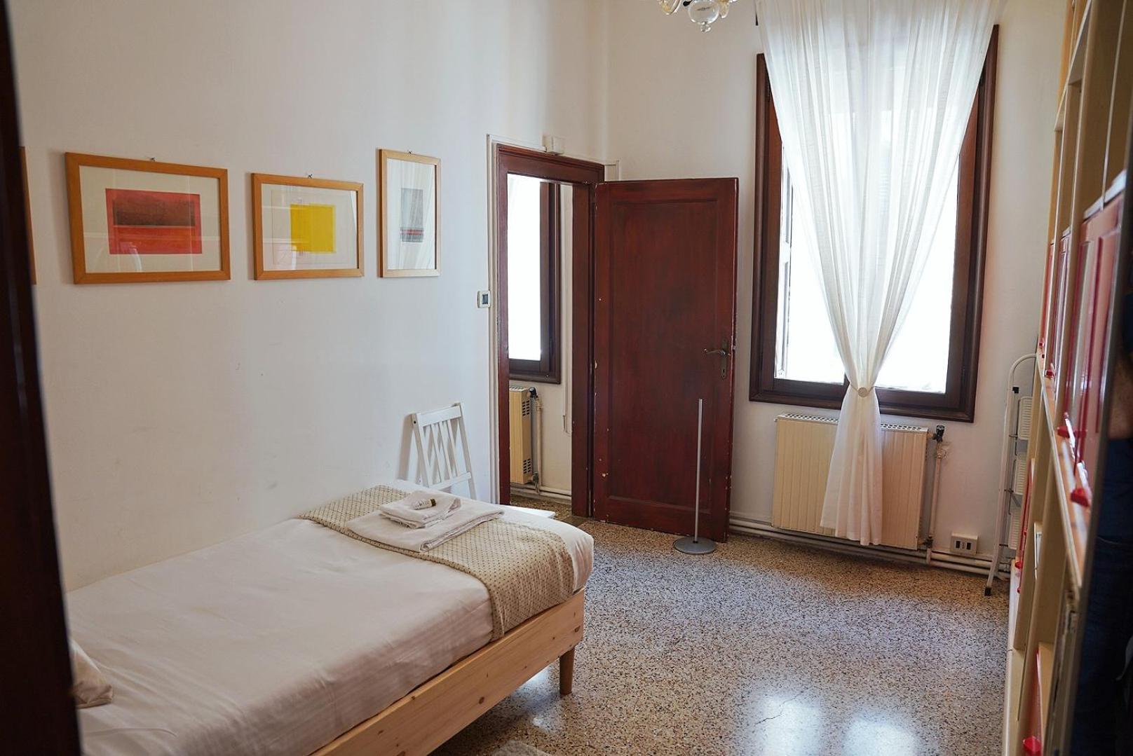 Ca' Alle Gondolette Veneţia Exterior foto